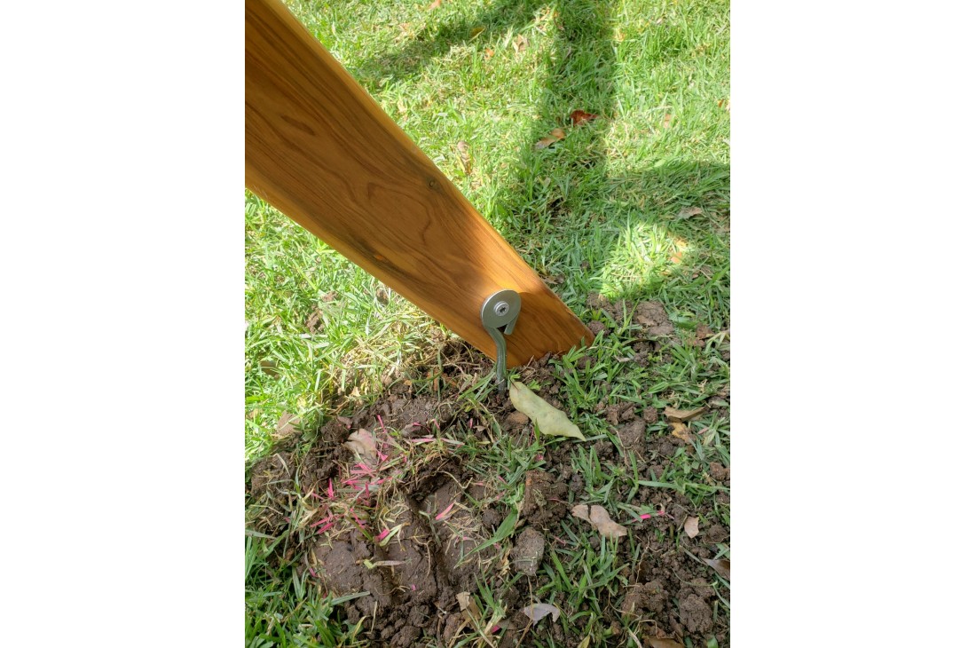 Ground anchor Screw for swing frames